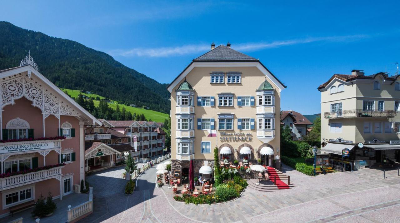 Classic Hotel Am Stetteneck Ortisei Exteriör bild
