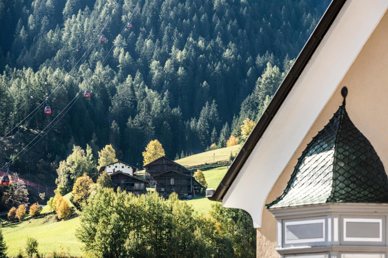 Classic Hotel Am Stetteneck Ortisei Exteriör bild